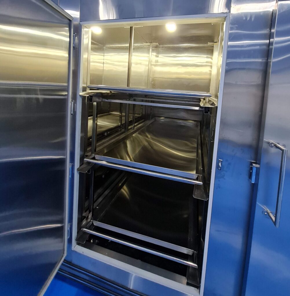 Câmara Refrigerada Para Conservação Modulada Com Capacidade De 02 A 12 Gavetas